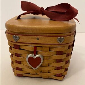 Longaberger Sweetheart Mini Basket w/Heart Charm Cloth Flower/Plastic Liner 2003